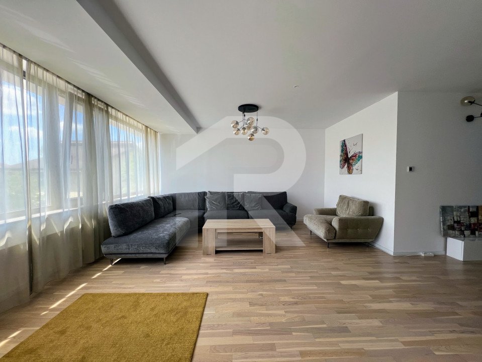 Penthouse tip duplex Pipera, 2 locuri de parcare, 5 camere, terasa 40 mp