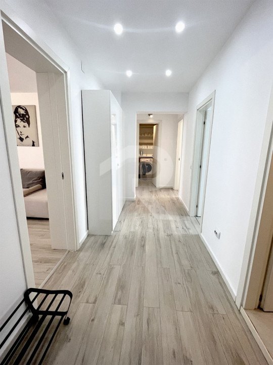 Apartament lux 3 camere 95 mp Decebal