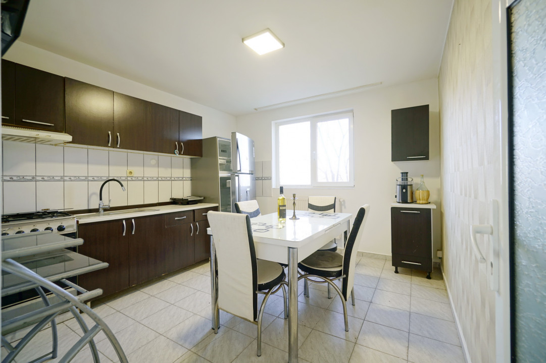 Apartament in Vila+Teren 350 mp Crevedia