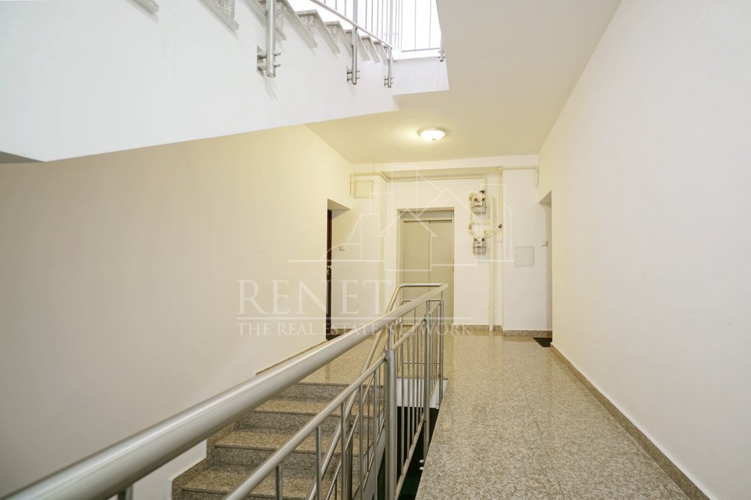 Inchiriere! apartament 3 camere+parcare subterana Laguna Residence