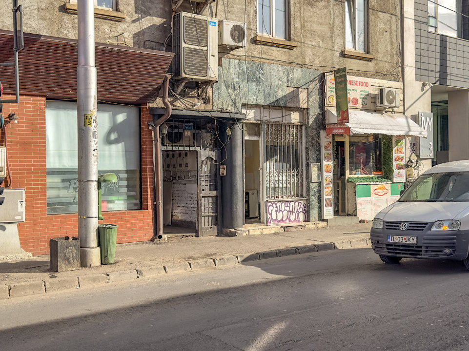 Piata Victoriei - Buzesti, str. Occidentului, Spatiu comercial de vanzare