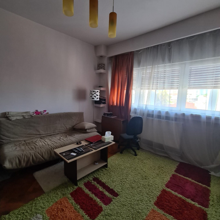 SUPER OCAZIE SE VINDE APARTAMENT IN ZONA ROMANA