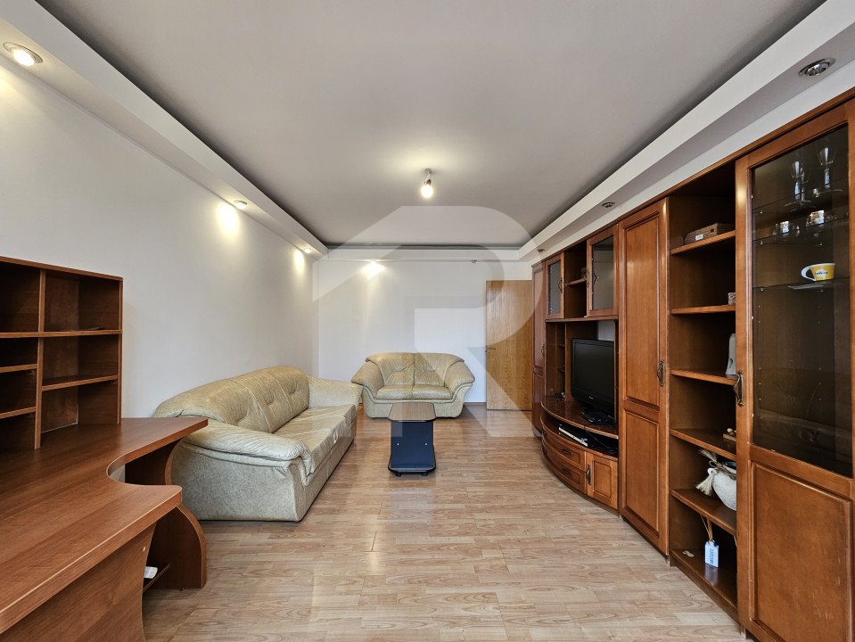 Apartament deosebit, 3 camere, 2 bai, spatios si luminos, etaj intermediar