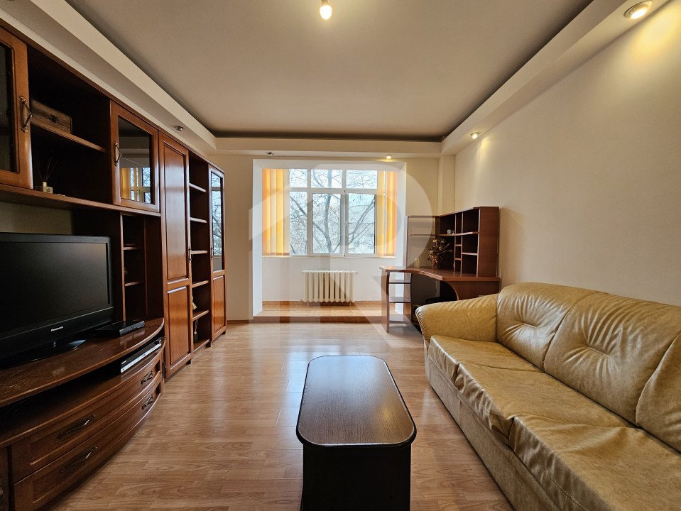 Apartament deosebit, 3 camere, 2 bai, spatios si luminos, etaj intermediar