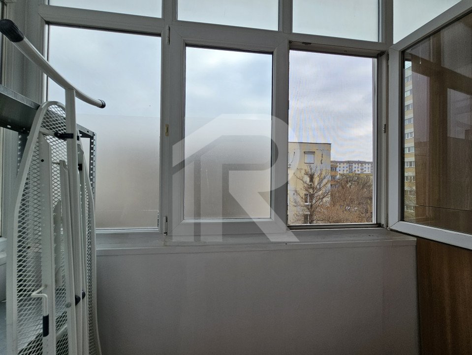 Apartament deosebit, 3 camere, 2 bai, spatios si luminos, etaj intermediar