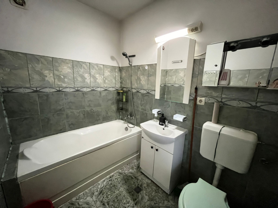 Apartament 3 cam Maior Bacila Sos. Colentina