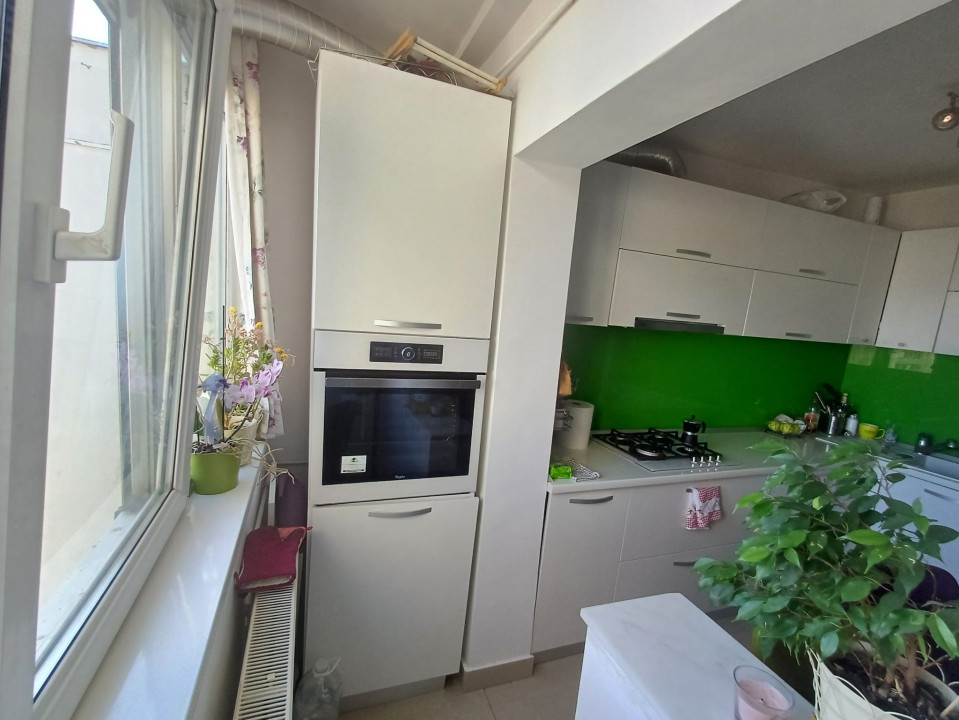 Apartment 3 camere decomandat Str Tuzla Lacul Tei Parcul Tei