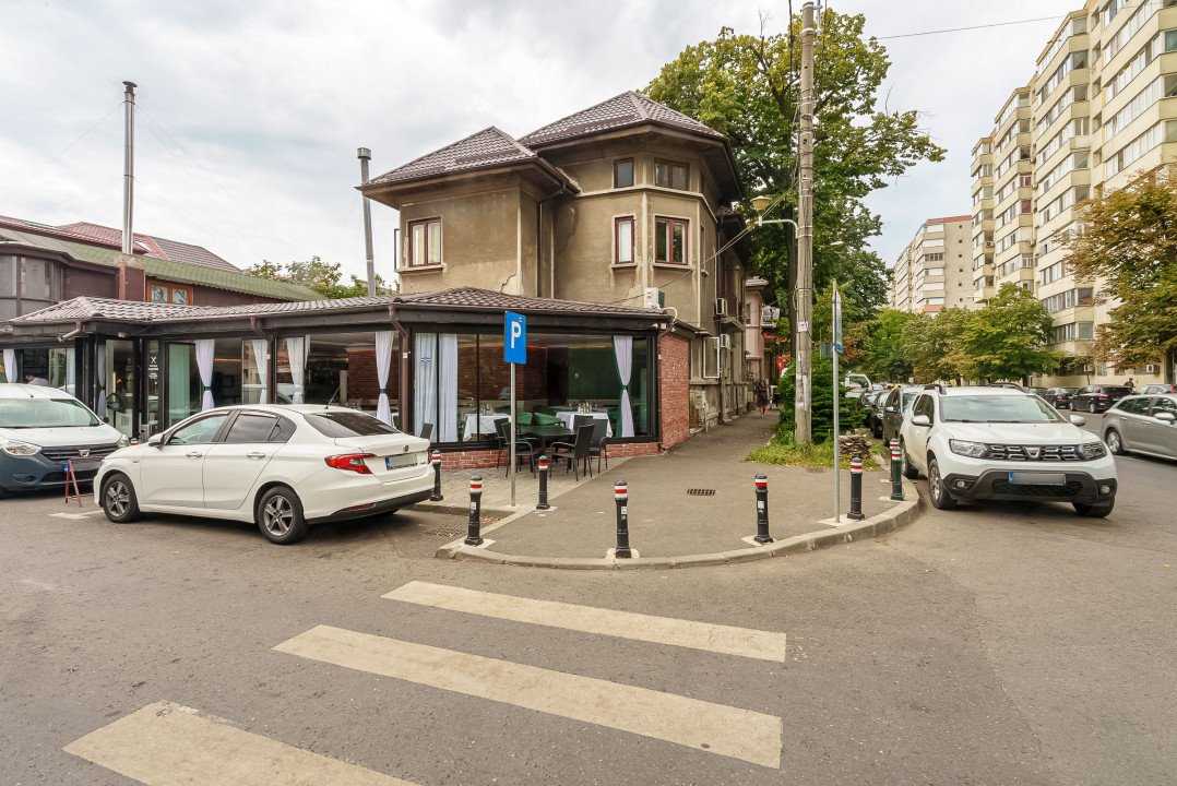 Lacul Tei Restaurant de Traditie cu Chirias pentru investitie